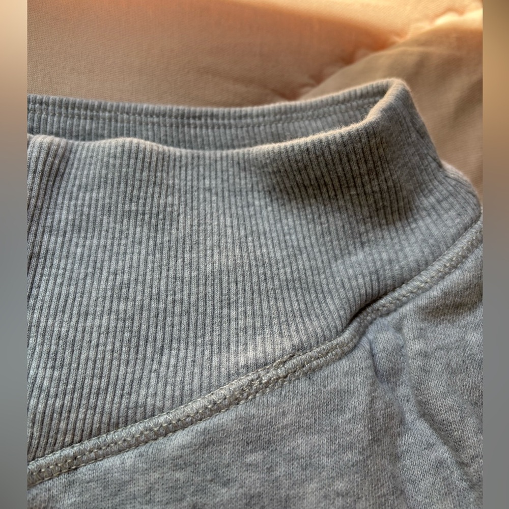 NWOT Aerie Grey Joggers - Picture 4 of 11